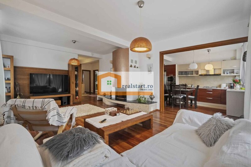 Tamasi, langa padurea Corbeanca, P+M, teren 780 mp, terasa 35 mp, mobilata & utilata