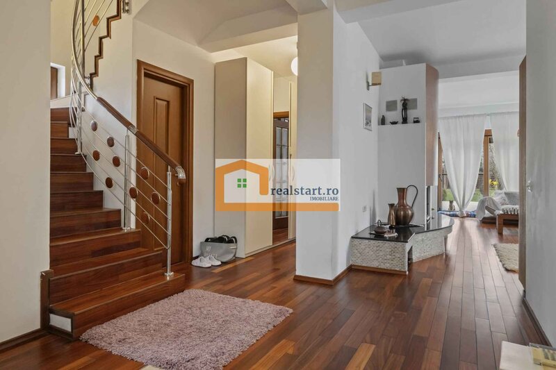 Tamasi, langa padurea Corbeanca, P+M, teren 780 mp, terasa 35 mp, mobilata & utilata