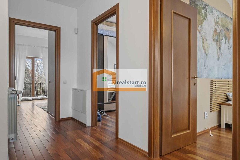 Tamasi, langa padurea Corbeanca, P+M, teren 780 mp, terasa 35 mp, mobilata & utilata